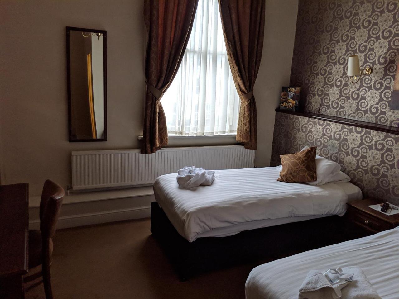 White Hart, Andover By Marston'S Inns Ngoại thất bức ảnh